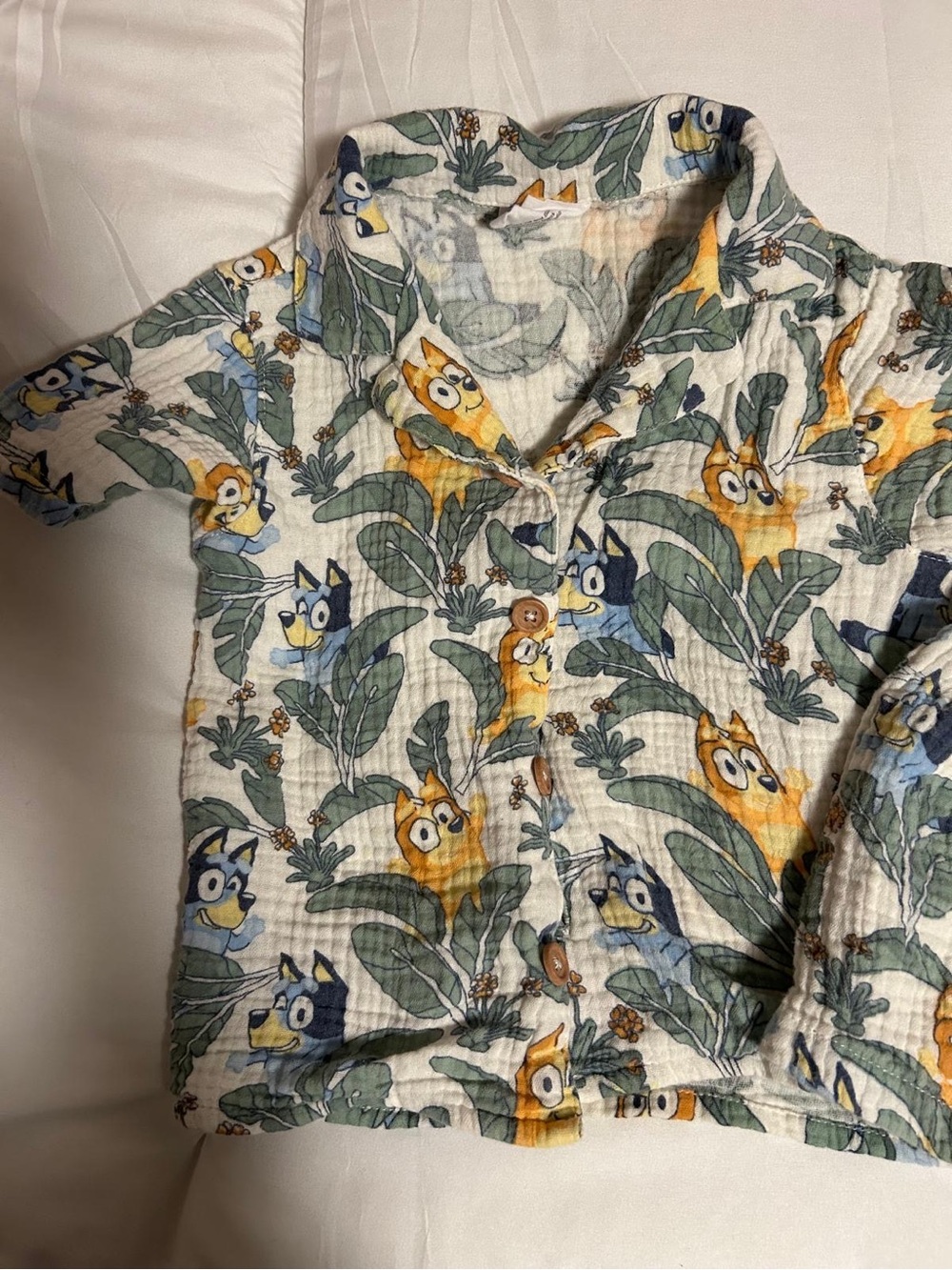 Bluey Kids Short-Sleeve Button-Down Shirt - Green & Yellow Leaf Print